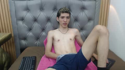 Asher Costa online show from April 18, 11:04 pm