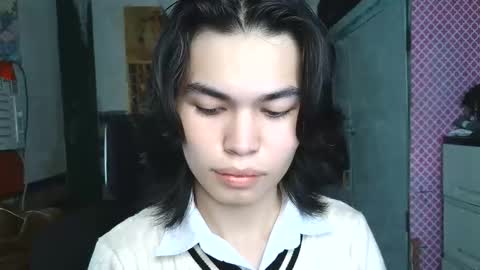 asian_babyboi online show from January 14, 7:13 am