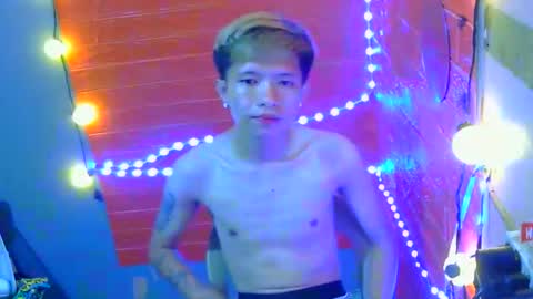 asian_macky online show from February 26, 2:40 pm