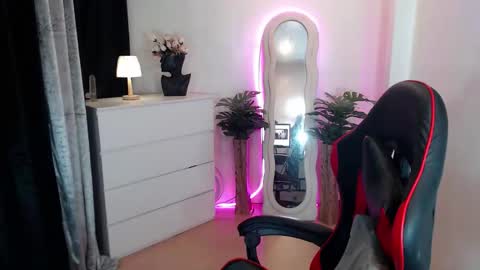 Fev online show from November 11, 11:37 am