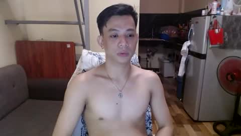 Snapshot of asiandreamboyx chatting on March 3, 2:42 pm asiandreamboyx online show from March 3, 2:42 pm