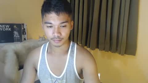Snapshot of asianhunk_jamesx chatting on September 20, 3:23 pm asianhunk_jamesx online show from September 20, 3:23 pm