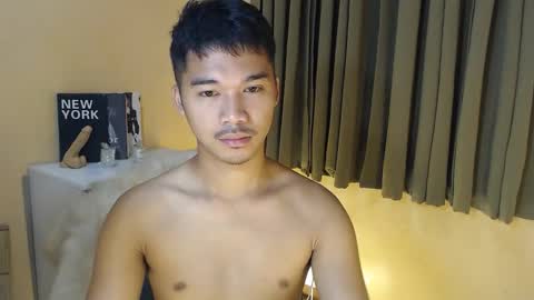 Snapshot of asianhunk_jamesx chatting on October 2, 1:20 am asianhunk_jamesx online show from October 2, 1:20 am