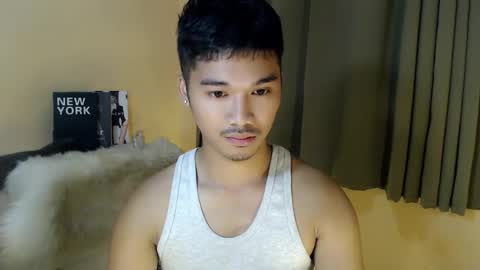 Snapshot of asianhunk_jamesx chatting on October 8, 5:01 am asianhunk_jamesx online show from October 8, 5:01 am