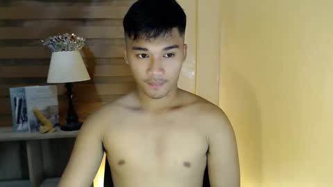 asianhunk_jamesx online show from November 14, 10:17 am