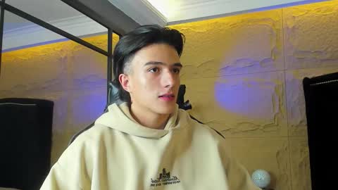 Aslan  online show from January 7, 3:33 am