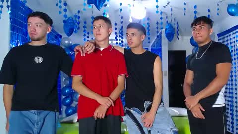 Snapshot of asmodeus7100 chatting on January 25, 12:27 am THOMAS AND DAMIAND online show from January 25, 12:27 am