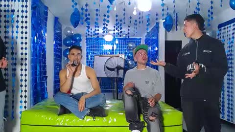 Snapshot of asmodeus7100 chatting on January 17, 12:20 am THOMAS AND DAMIAND online show from January 17, 12:20 am