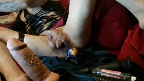 asstoy19 online show from November 2, 1:43 am