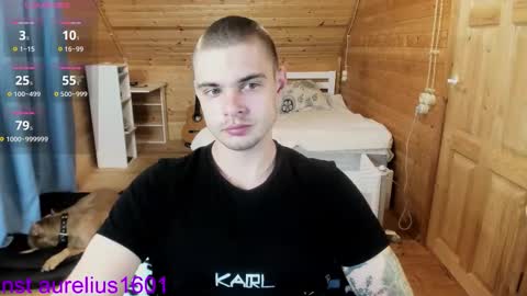 Snapshot of aurelius_x1 chatting on October 20, 8:13 pm Maks online show from October 20, 8:13 pm