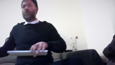 aussie_dad_uc online show from June 24, 9:23 am