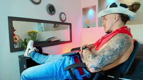 AUSTIN  online show from January 16, 1:48 am