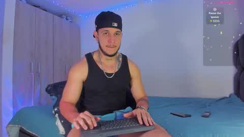 A online show from November 21, 9:58 pm