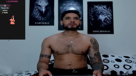 Snapshot of austintorres_ chatting on March 12, 1:25 am AustinTorres online show from March 12, 1:25 am