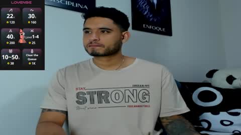 Snapshot of austintorres_ chatting on February 1, 2:58 am AustinTorres online show from February 1, 2:58 am