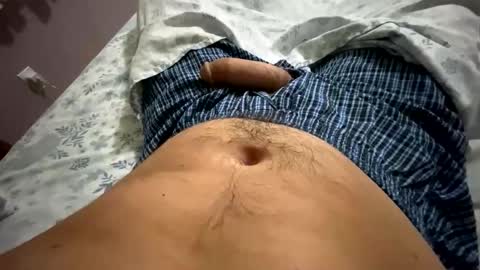 averagejoeee1 online show from May 31, 9:43 am