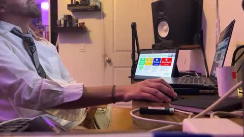 avrilvagine online show from February 12, 12:27 am