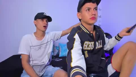 AXEL online show from November 18, 7:39 pm