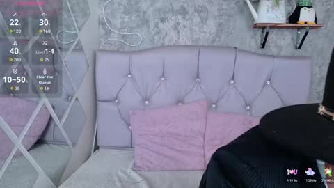 Snapshot of axel_evanss chatting on October 21, 1:36 pm Axel Evanss online show from October 21, 1:36 pm
