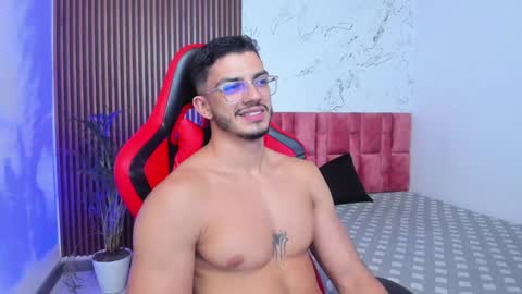 Axel  online show from January 14, 4:36 am