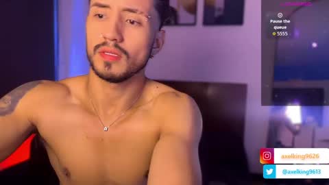 Axel King online show from April 19, 8:11 pm