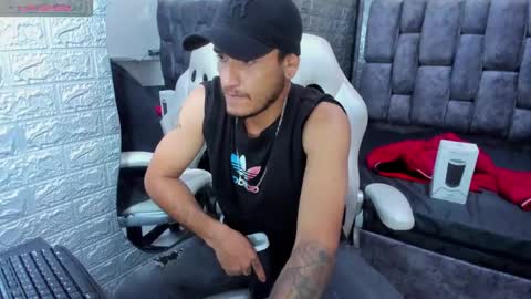 Axell Cross2 online show from February 15, 10:54 pm