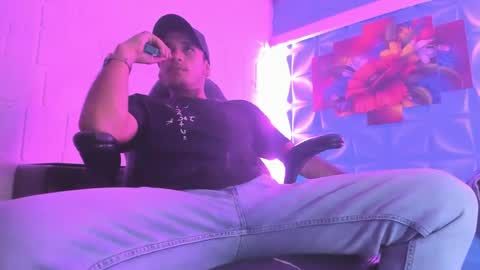 Axell Cross2 online show from October 1, 11:19 pm