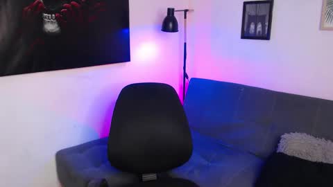 axell online show from November 7, 5:38 pm