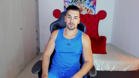 Axel online show from March 16, 12:09 pm