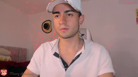 Snapshot of aydan_stiven9 chatting on December 25, 12:37 am AYDAN STIVEN OF AYDANSTIVEN online show from December 25, 12:37 am