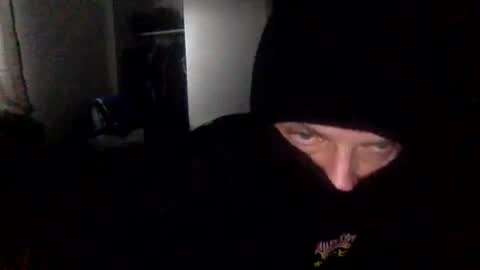 azlee87 online show from April 4, 2:25 pm