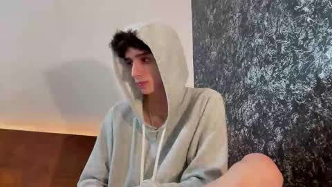 nice boy online show from December 17, 5:58 am