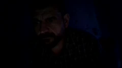 b943130 online show from May 5, 1:07 am