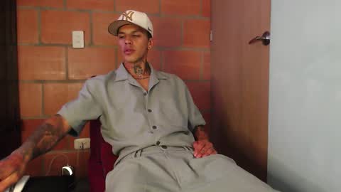 OF GxoXabs online show from February 15, 6:16 pm