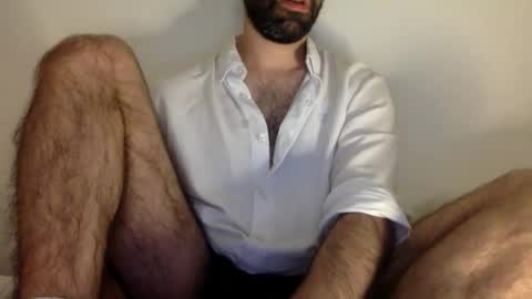Snapshot of babyhardy chatting on October 4, 7:46 am Tom A.    online show from October 4, 7:46 am