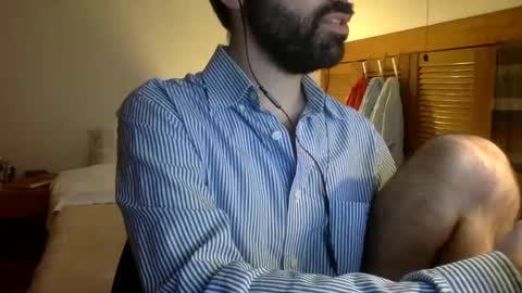 Snapshot of babyhardy chatting on March 8, 5:41 pm Tom A.    online show from March 8, 5:41 pm