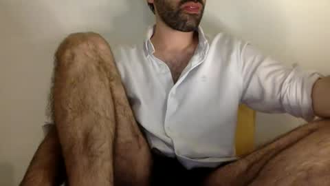 Snapshot of babyhardy chatting on October 18, 10:04 pm Tom A.    online show from October 18, 10:04 pm