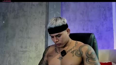 bad_boytoh online show from January 14, 2:22 pm