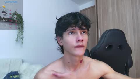 Snapshot of badboy_one chatting on October 4, 10:03 pm jhojan online show from October 4, 10:03 pm