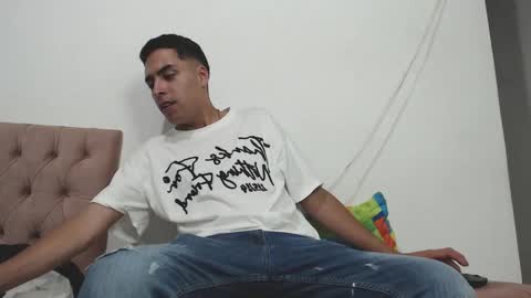 Juan Help us reach 100 likes online show from January 15, 5:19 am