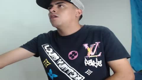 Juan Help us reach 100 likes online show from December 14, 11:56 pm