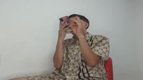 Juan Help us reach 100 likes online show from December 11, 8:05 pm