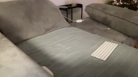 boygirltoy online show from December 10, 3:12 pm