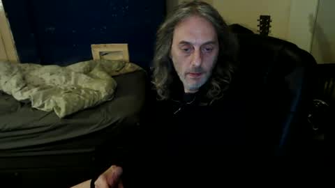 bangintoleather online show from April 5, 2:19 am