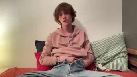 Snapshot of baptisteriviere chatting on December 23, 10:33 pm baptisteriviere online show from December 23, 10:33 pm