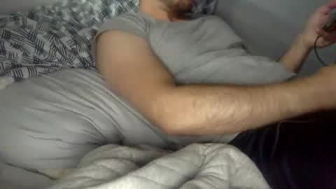 baretwinky online show from November 16, 5:04 pm