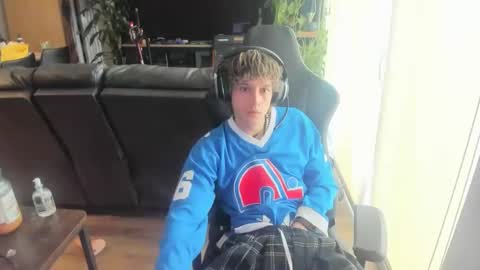 ryan online show from February 8, 7:40 pm