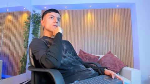 Basthiian online show from December 2, 8:01 pm