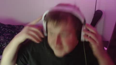 batenphuck online show from December 25, 6:09 am