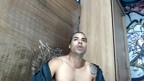 Snapshot of bbc_monster1 chatting on September 13, 11:17 pm Justin online show from September 13, 11:17 pm